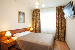 Гостиница Владыкино Москва Стандарт Двухкомнатный (1 двуспальная кровать)-1